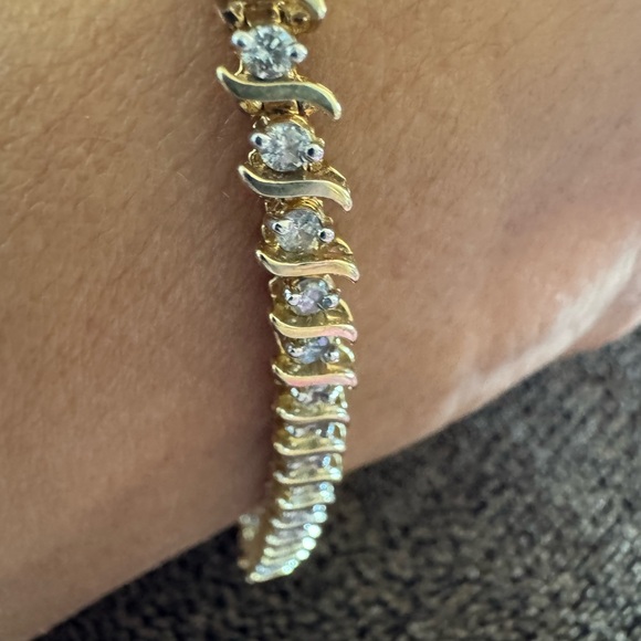 Stunning 5.88 CT Natural Diamonds on 14K Tennis Bracelet, 7.5” 11.5 grams - Picture 8 of 15